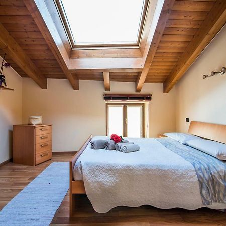 Apartamento Il Sogno Di Claudia Gera Lario Exterior foto