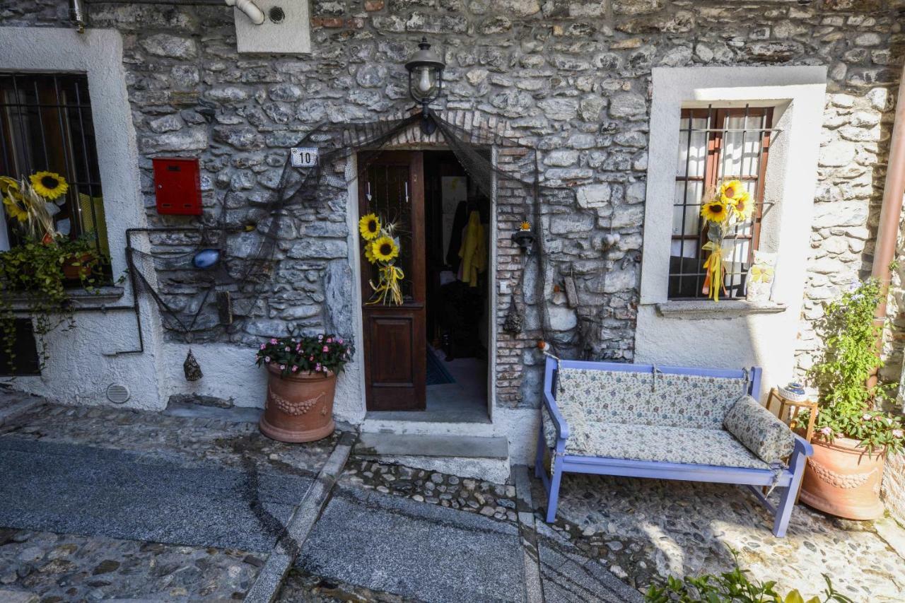 Apartamento Il Sogno Di Claudia Gera Lario Exterior foto